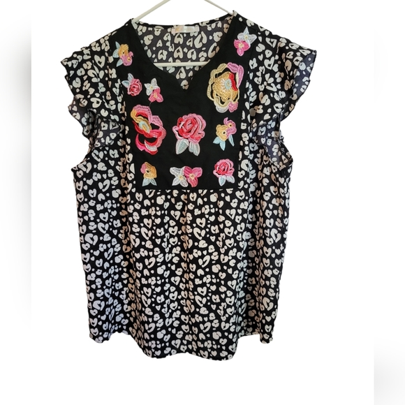 Kirundo Tops - Kirundo Blouse Black and White with Pretty Embroidered Flowers